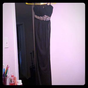Slick, & classy black prom dress